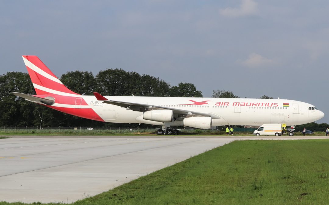 Air Mauritius A340 voor AELS
