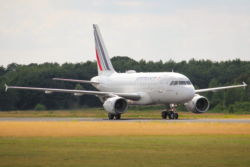 F-GUGJ - Airbus A318-111 - Air France - © Tim Volmer