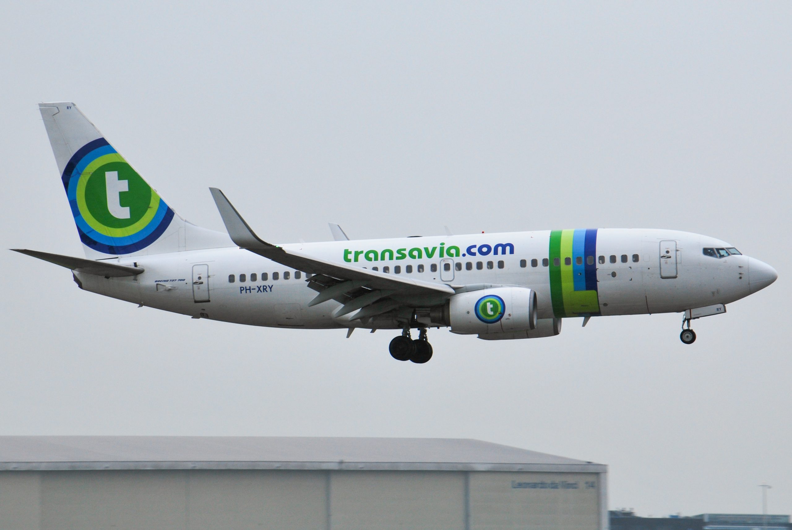 Transavia vliegt nostalgische 737 dinsdag naar Twente