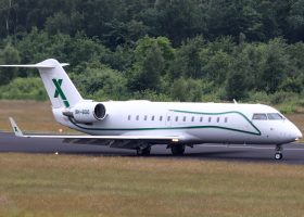 9H-BOO--CL850--Air X Charter---©P.Volmer